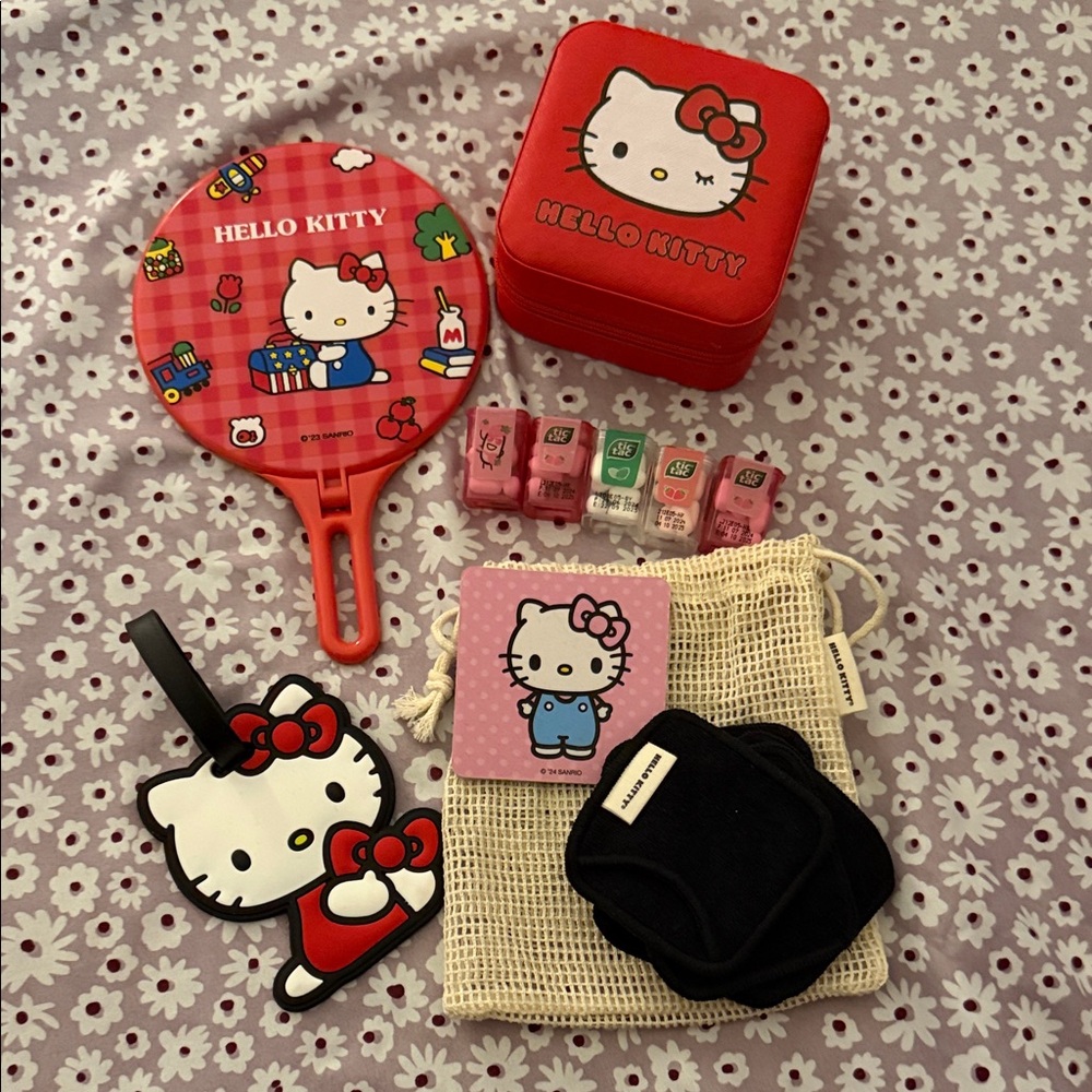 Hello Kitty travel Accessory Set - Red and Pink Delight